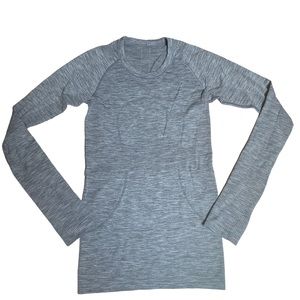 lululemon athletica Heathered Gray Long Sleeve Tee